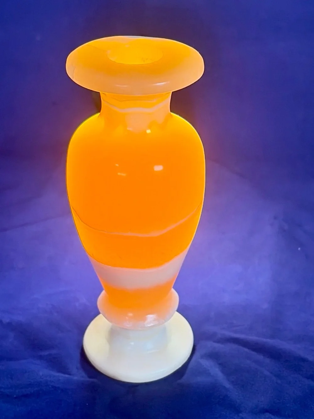 Handmade Egyptian Alabaster Vase 6.5” Carved Stone Honey Gold Veining